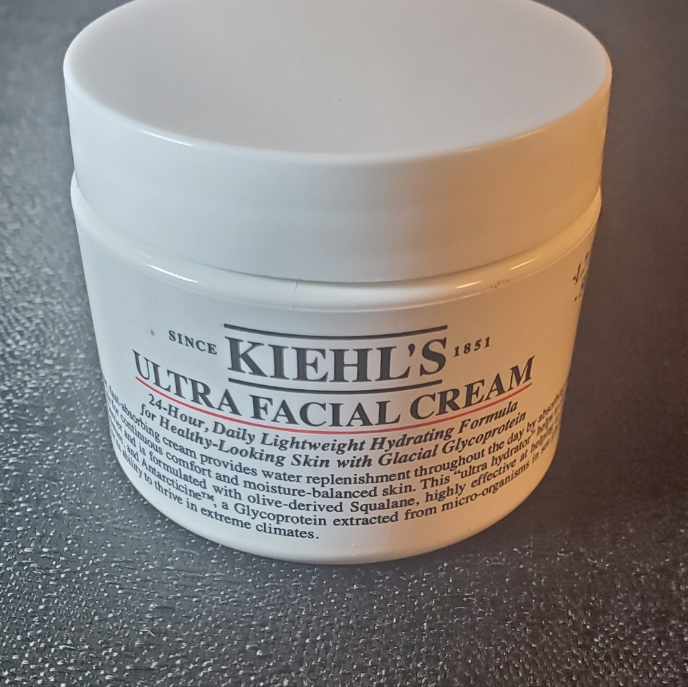 1.7 oz. kiehls ultra facial cream